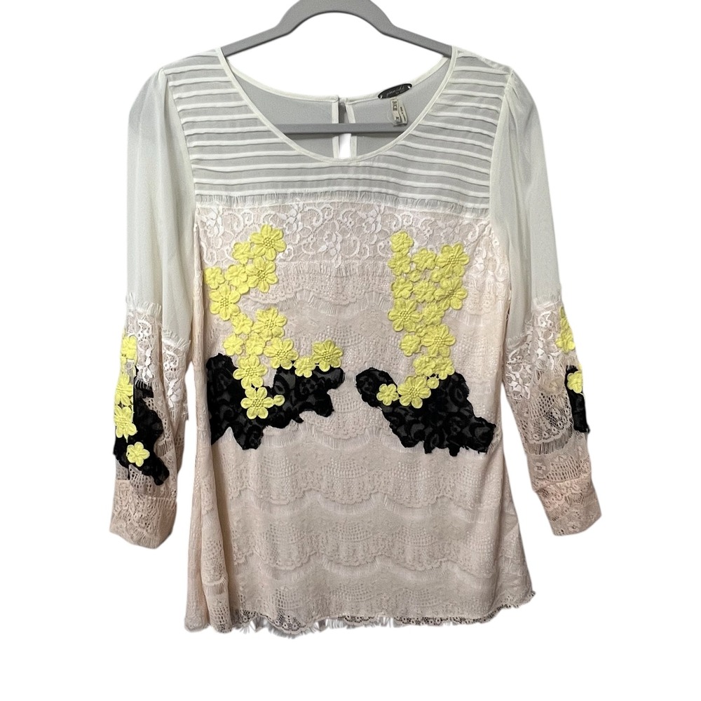 Gimmicks by BKE Lace Sheer Floral Appliqué‎ Top Womens Medium Boho Long Sleeve